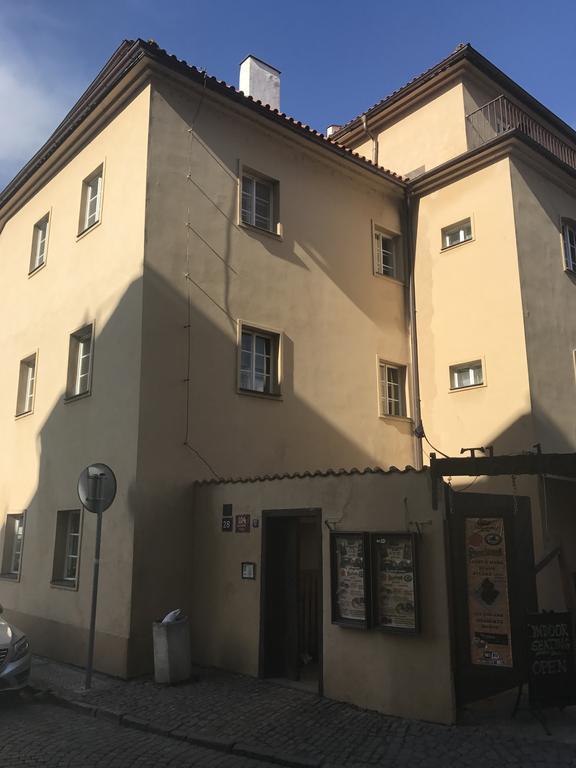 & Restaurant Tkalcovsky Dvur Прага